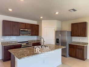 32688 Kobuk Valley Ave in Wesley Chapel, FL - Building Photo - Building Photo