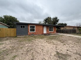 2617 N 8th St in McAllen, TX - Building Photo