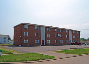 Colonial Square Apartments