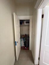 25 Euston St, Unit 1 in Brookline, MA - Foto de edificio - Building Photo