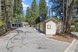 Pioneer Court in Nevada City, CA - Building Photo - Building Photo