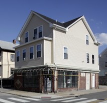 67-71 Mount Pleasant Ave in Providence, RI - Building Photo