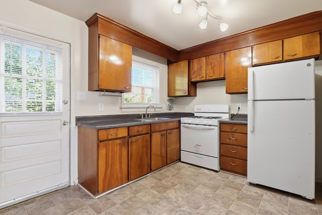 Townhouses of Chesterfield II in Richmond, VA - Building Photo - Building Photo