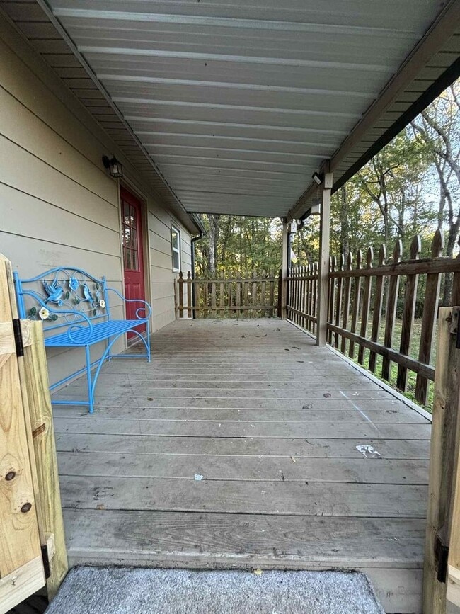 317 Guthrie Dr in Paris, TN - Building Photo - Building Photo