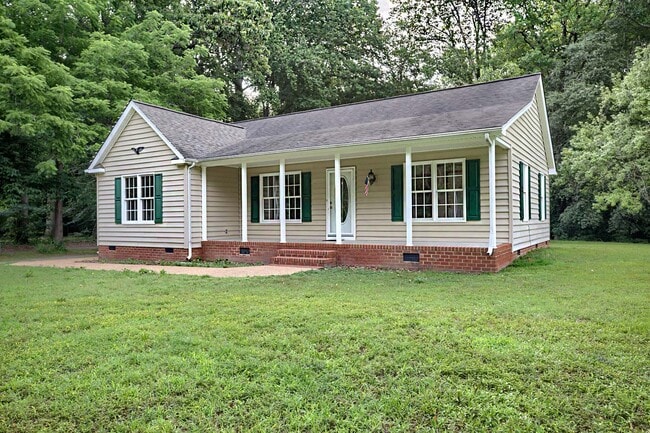 property at 7411 Belroi Rd