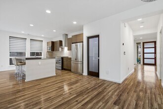 17129 42nd Dr SE in Bothell, WA - Building Photo - Building Photo