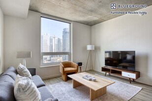 210 8th Ave N in Seattle, WA - Building Photo