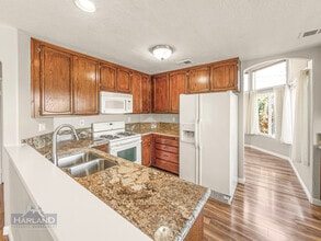 3734 Via Las Villas in Oceanside, CA - Building Photo - Building Photo