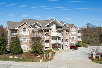 Oakridge in St. Charles, MO - Building Photo - Building Photo