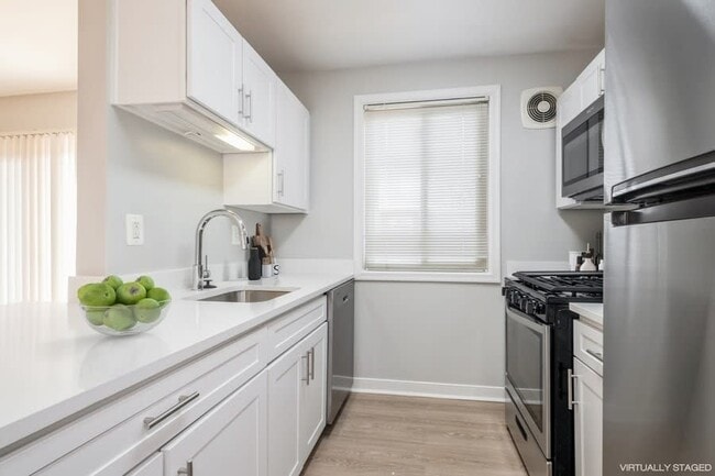 Monticello Falls Church