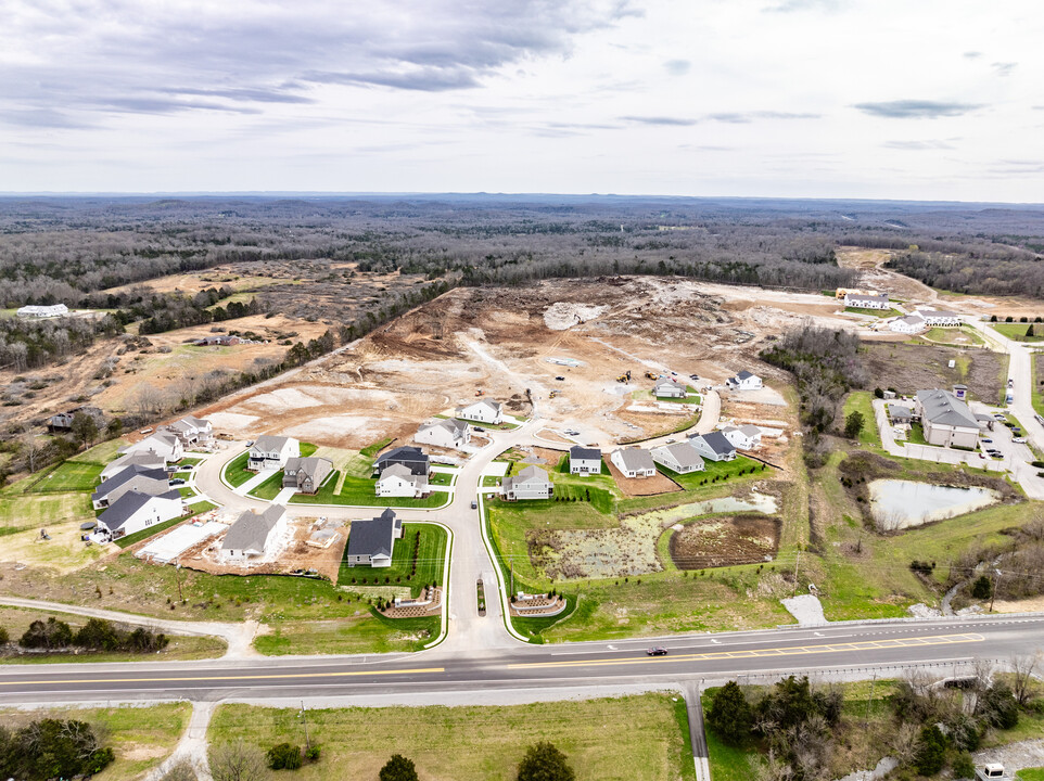 Bear Creek Overlook in Columbia, TN - Building Photo