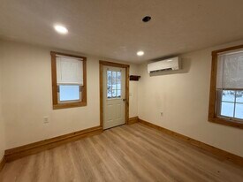 192 Dorrs Corner Rd in Ossipee, NH - Building Photo