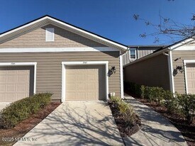 7947 Echo Springs Rd in Jacksonville, FL - Building Photo