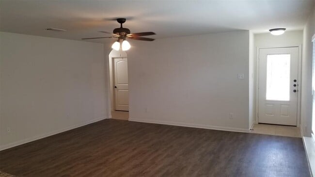 1616 Treeta Trail in Kyle, TX - Building Photo - Building Photo