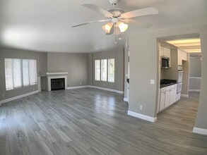 4594 Cove Dr in Carlsbad, CA - Building Photo - Building Photo