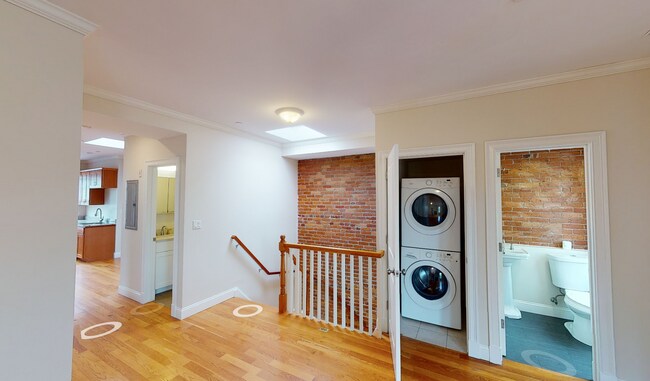 12 Marney St, Unit 2 in Cambridge, MA - Building Photo - Building Photo