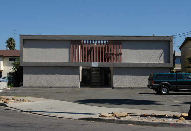 Orange Glen Apartments in El Cajon, CA - Building Photo - Building Photo