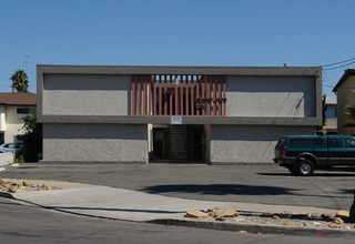 Orange Glen Apartments in El Cajon, CA - Building Photo - Building Photo