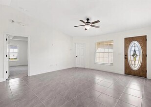 8961 SE Hwy 42 in Summerfield, FL - Building Photo - Building Photo