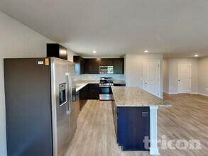 930 Equine Dr in Roebuck, SC - Building Photo - Building Photo