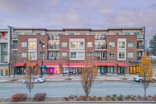 Kingwood Villa in Vancouver, BC - Building Photo