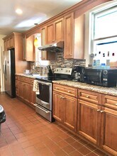 1522 Commonwealth Avenue, Unit 1 in Boston, MA - Building Photo - Building Photo