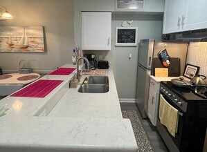 1100 Possum Trot Rd in North Myrtle Beach, SC - Foto de edificio - Building Photo