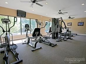910 Old Manor Rd in Columbia, SC - Building Photo - Building Photo