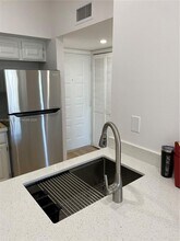 1280 S Alhambra Cir in Coral Gables, FL - Building Photo - Building Photo