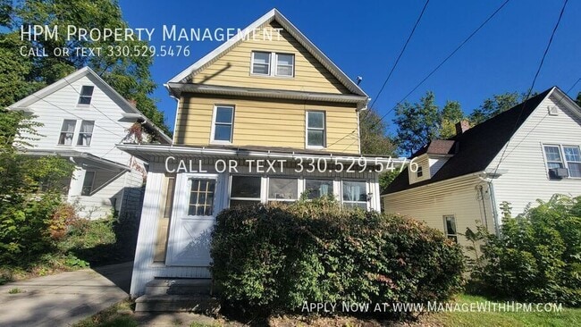 property at 421 E Thornton St