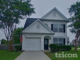 2521 Wingdale Dr in Charlotte, NC - Building Photo