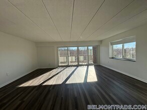 53 Hill Rd, Unit 312 in Belmont, MA - Building Photo - Building Photo