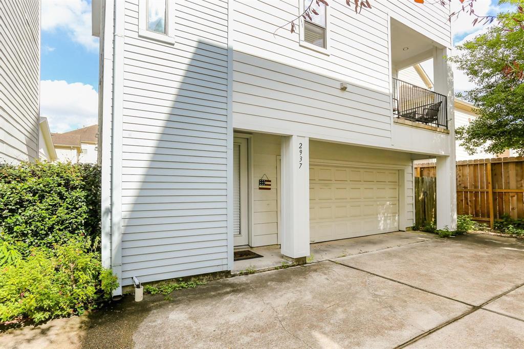 2937 Bell St in Houston, TX - Foto de edificio