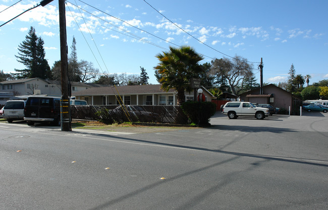 Buena Vista Mobile Home Park in Palo Alto, CA - Building Photo - Building Photo