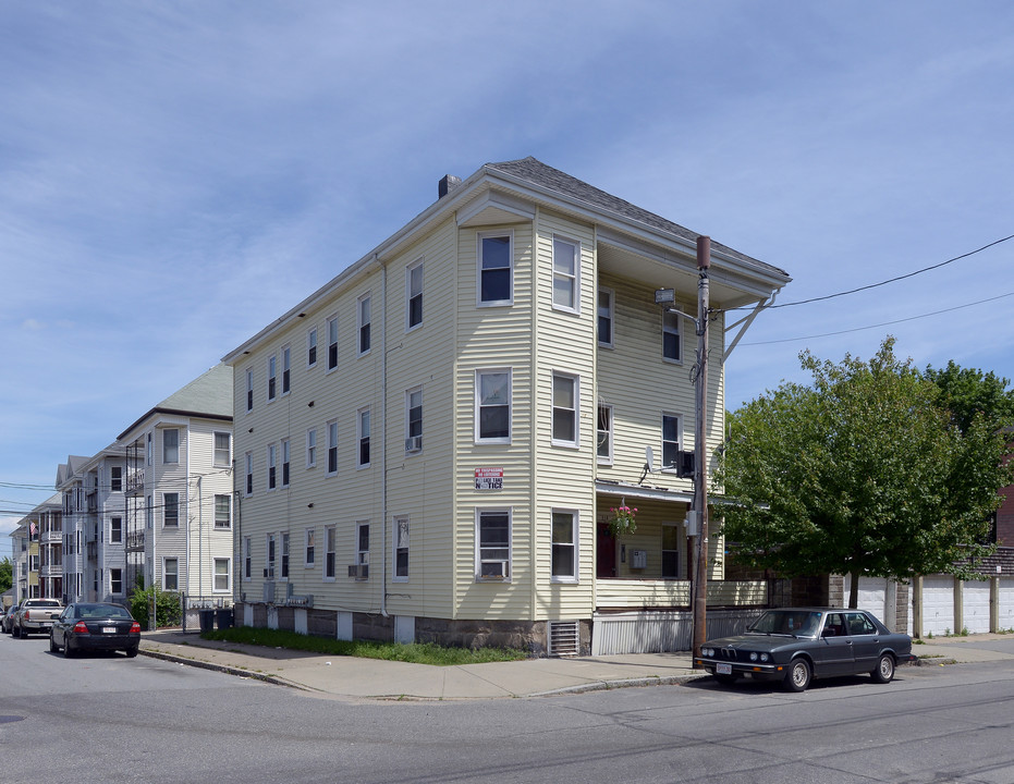 314 N Front St in New Bedford, MA - Building Photo