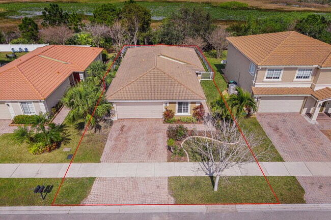 property at 2037 Providence Pl