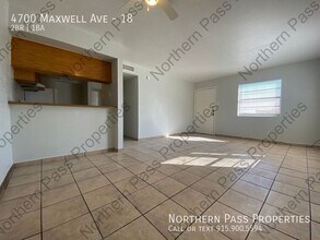 Maxwell Pines in El Paso, TX - Building Photo - Building Photo