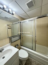 70 Boylston St, Unit 204 in Boston, MA - Building Photo - Building Photo