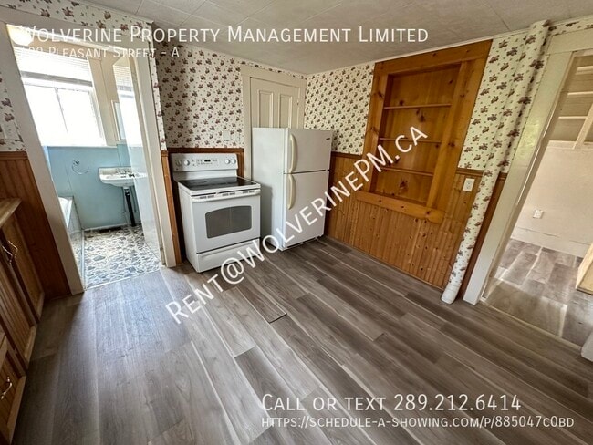 409 Pleasant St in New Glasgow, NS - Building Photo - Building Photo
