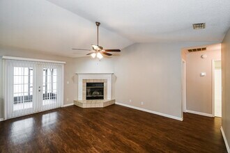 2697 Diplomat Ct in Jacksonville, FL - Building Photo - Building Photo