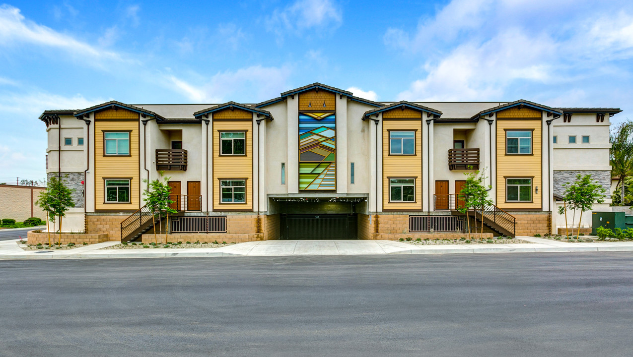 Student Living at La Verne Landing in La Verne, CA - Building Photo