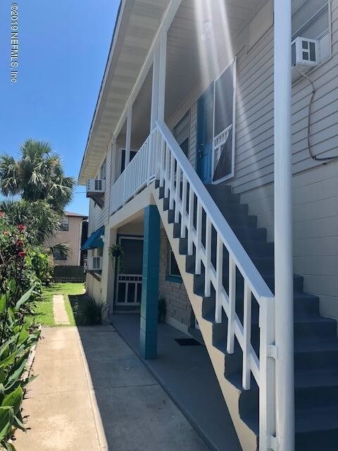 208 12th Ave N-Unit -2 in Jacksonville Beach, FL - Building Photo