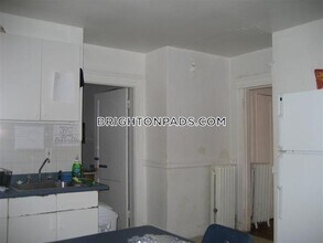 9 Radnor Rd in Boston, MA - Building Photo - Building Photo