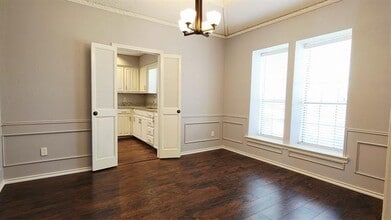 1900 Robin Meadow Dr in Carrollton, TX - Building Photo - Building Photo