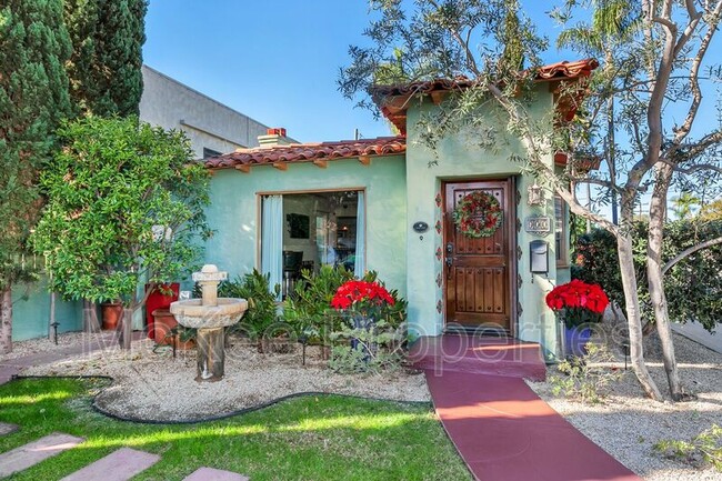 900 E Ave in Coronado, CA - Building Photo - Building Photo