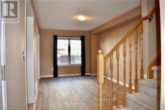 3319 Mikalda Rd in Burlington, ON - Building Photo - Building Photo