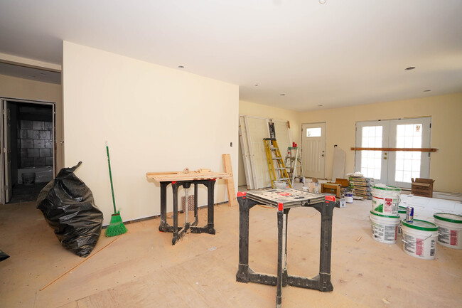 38 Lockwood Ave in Stamford, CT - Building Photo - Building Photo