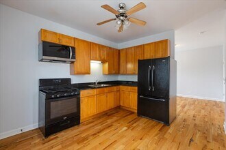 1234 W 49th Pl in Chicago, IL - Building Photo - Building Photo