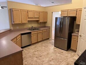 1841 Southbay Dr in Pensacola, FL - Building Photo - Building Photo