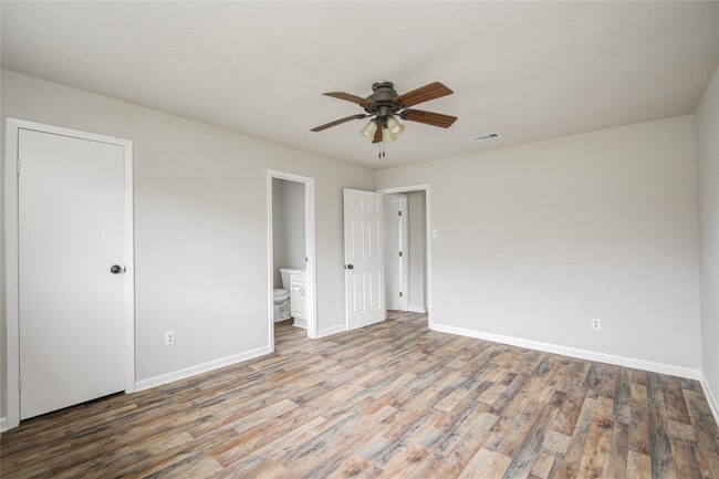 1602 North Ave N in Freeport, TX - Building Photo - Building Photo